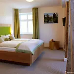 Szálloda Und Restaurant Am Peenetal Liepen