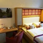 Und Restaurant Am Peenetal 4*