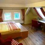 Und Restaurant Am Peenetal Hotel 4*