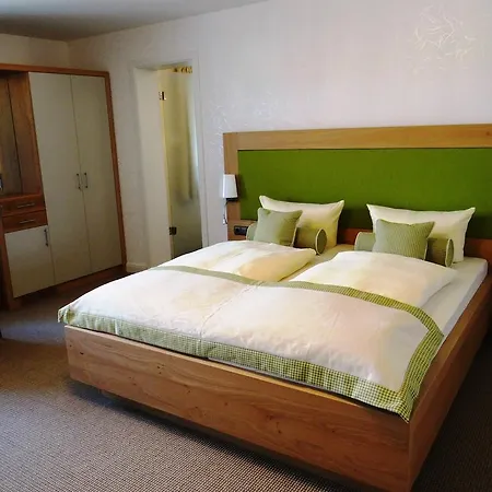 Hotel Und Restaurant Am Peenetal Liepen (Neetzow-Liepen)