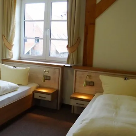 Und Restaurant Am Peenetal Hotel