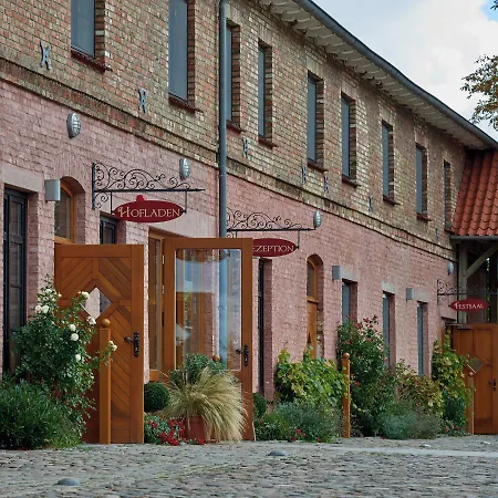 Und Restaurant Am Peenetal